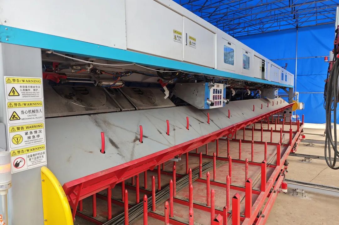 中建三局深圳鵬宸云筑鋼筋柔性加工中心(圖2)