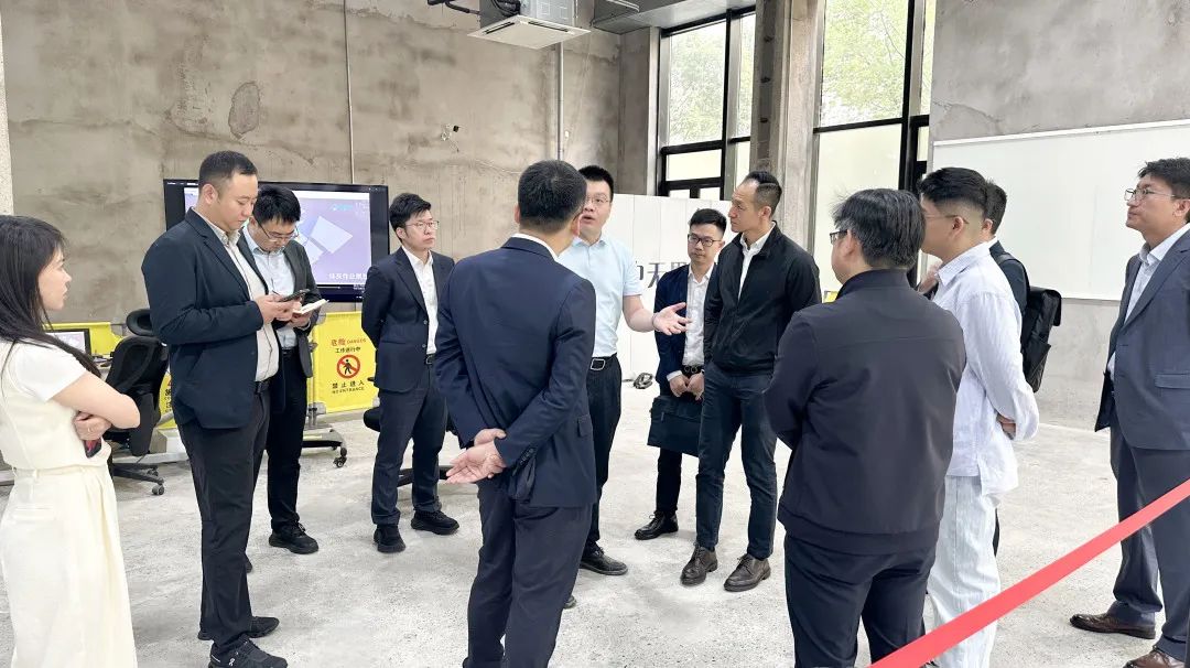 中國建筑國際集團高層到訪蔚建科技 共商智能建造新藍圖(圖3)