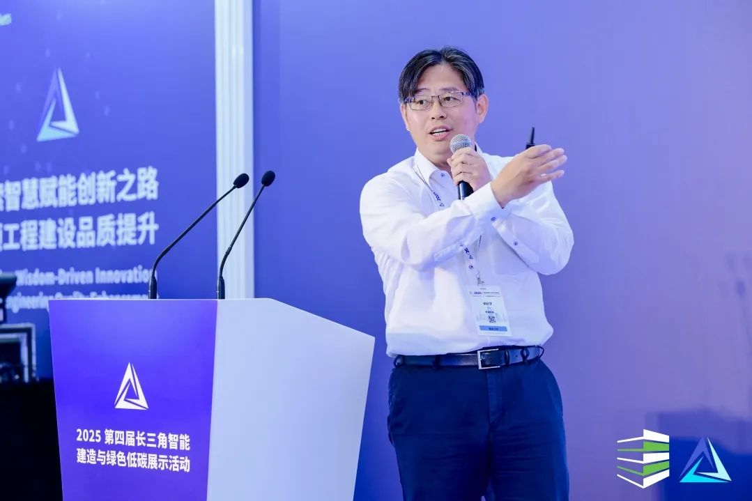 亞洲混凝土世界博覽會 蔚建噴涂機器人獲“技術(shù)創(chuàng)新智能機器人獎”(圖2)